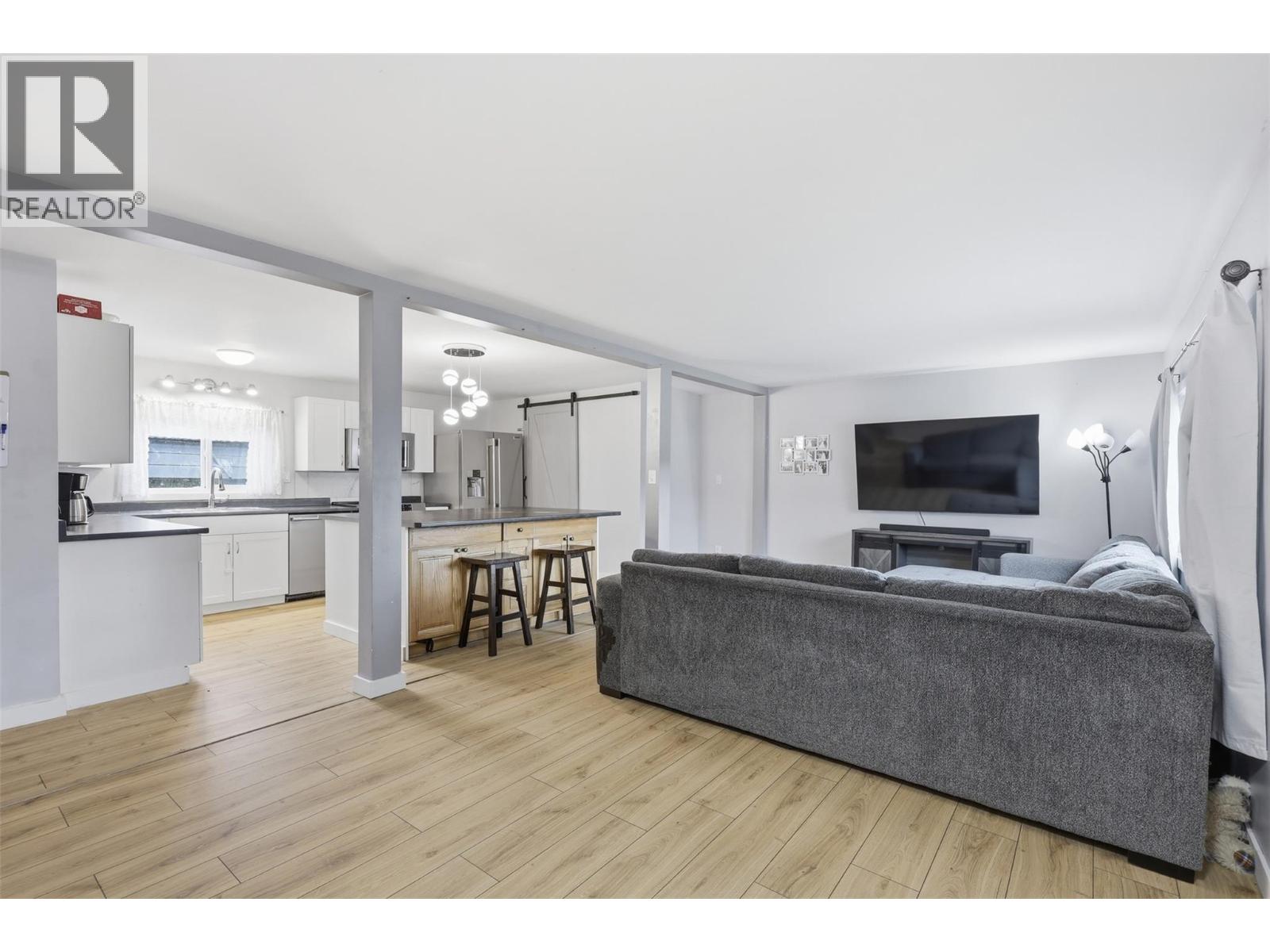 1328 Riverview Place, Pritchard, British Columbia  V0E 2P0 - Photo 5 - 10378313