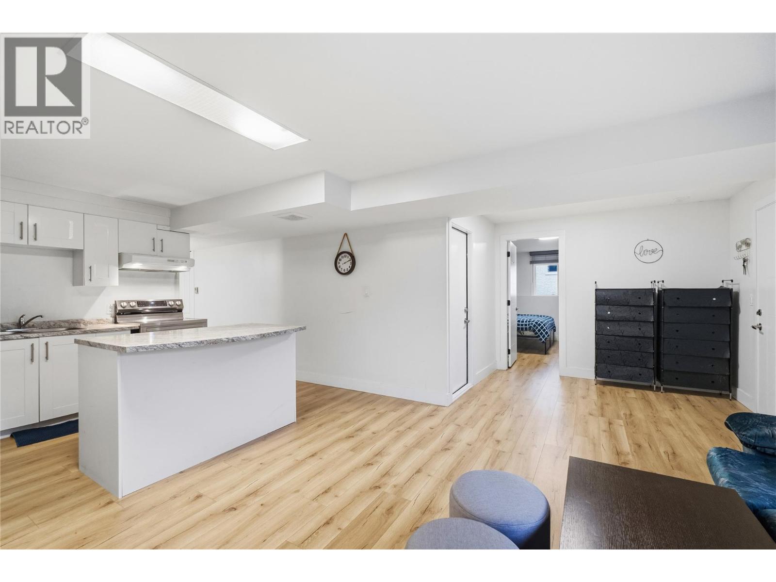 1432 Athans Court, Kelowna, British Columbia  V1Y 8K3 - Photo 37 - 10378152