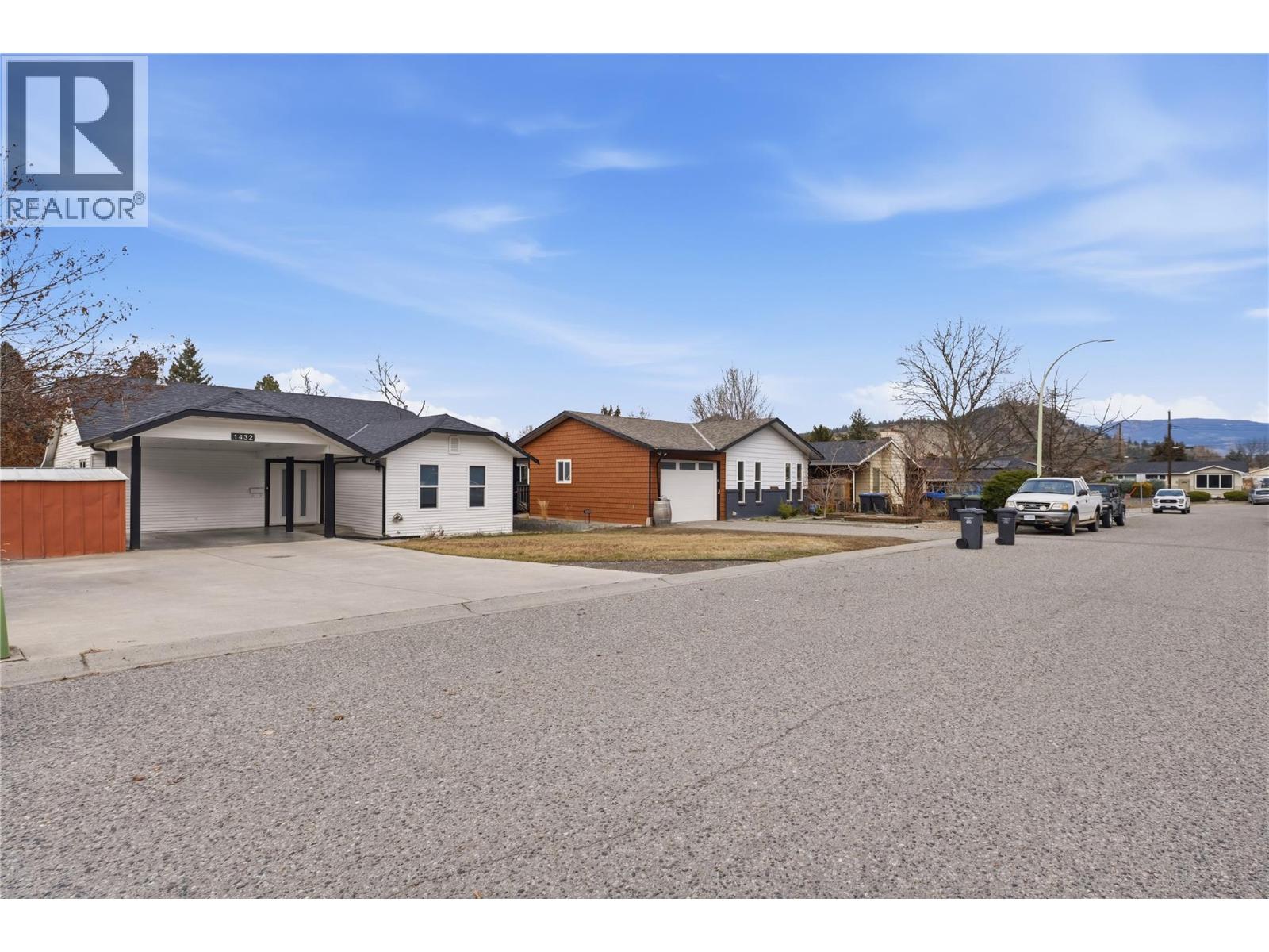 1432 Athans Court, Kelowna, British Columbia  V1Y 8K3 - Photo 4 - 10378152