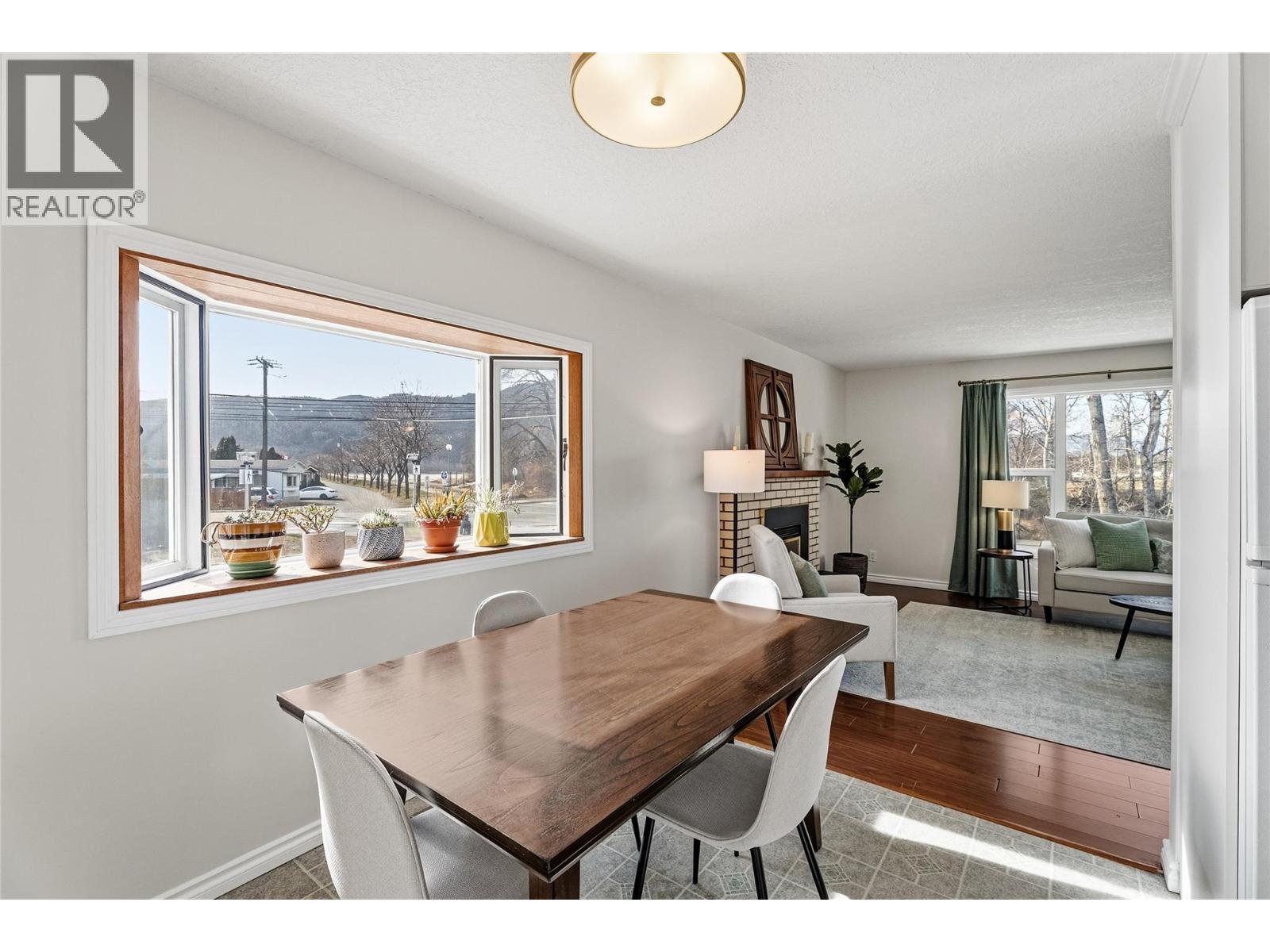 341 Kenora Road, Kamloops, British Columbia  V2B 3X6 - Photo 11 - 10378440