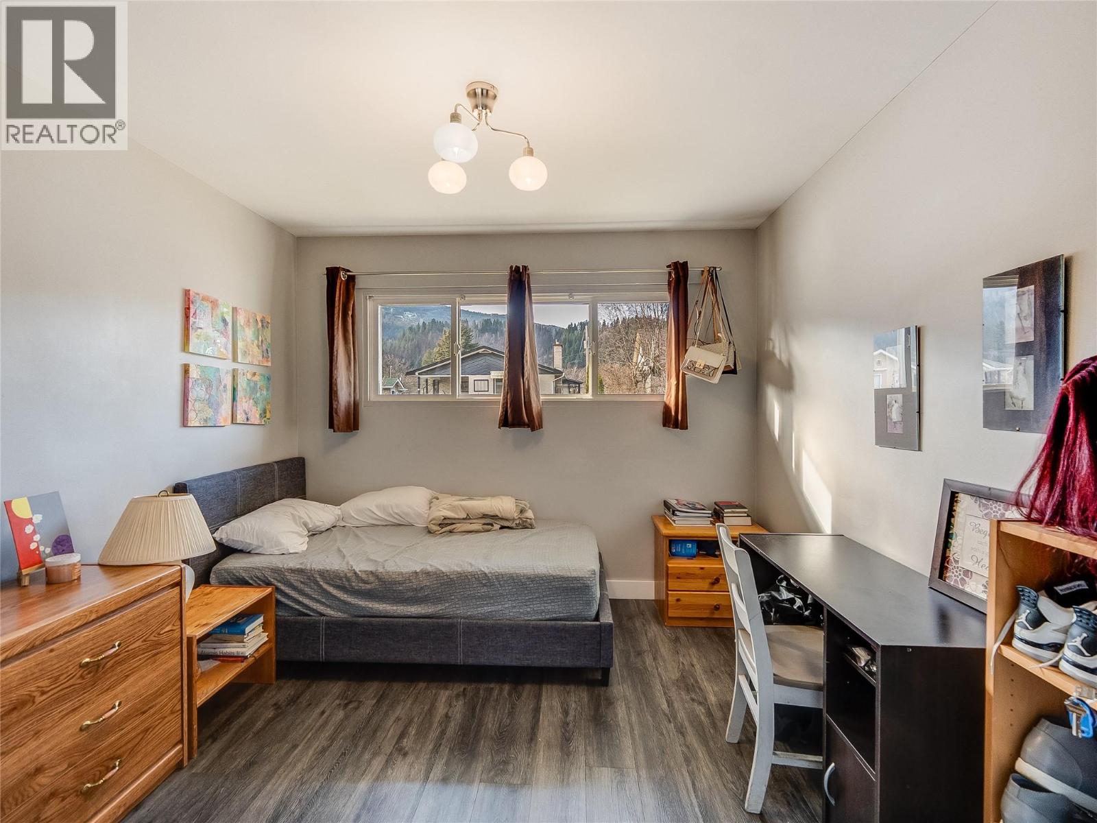 567 7th Avenue, Castlegar, British Columbia  V1N 1M2 - Photo 18 - 10378322