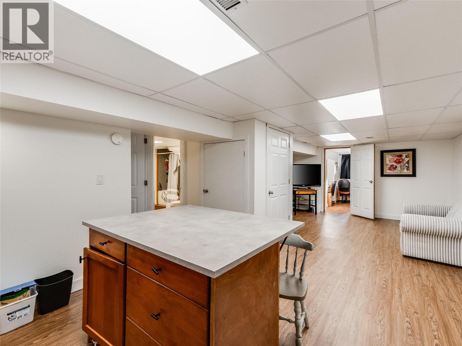 567 7th Avenue, Castlegar, British Columbia  V1N 1M2 - Photo 35 - 10378322