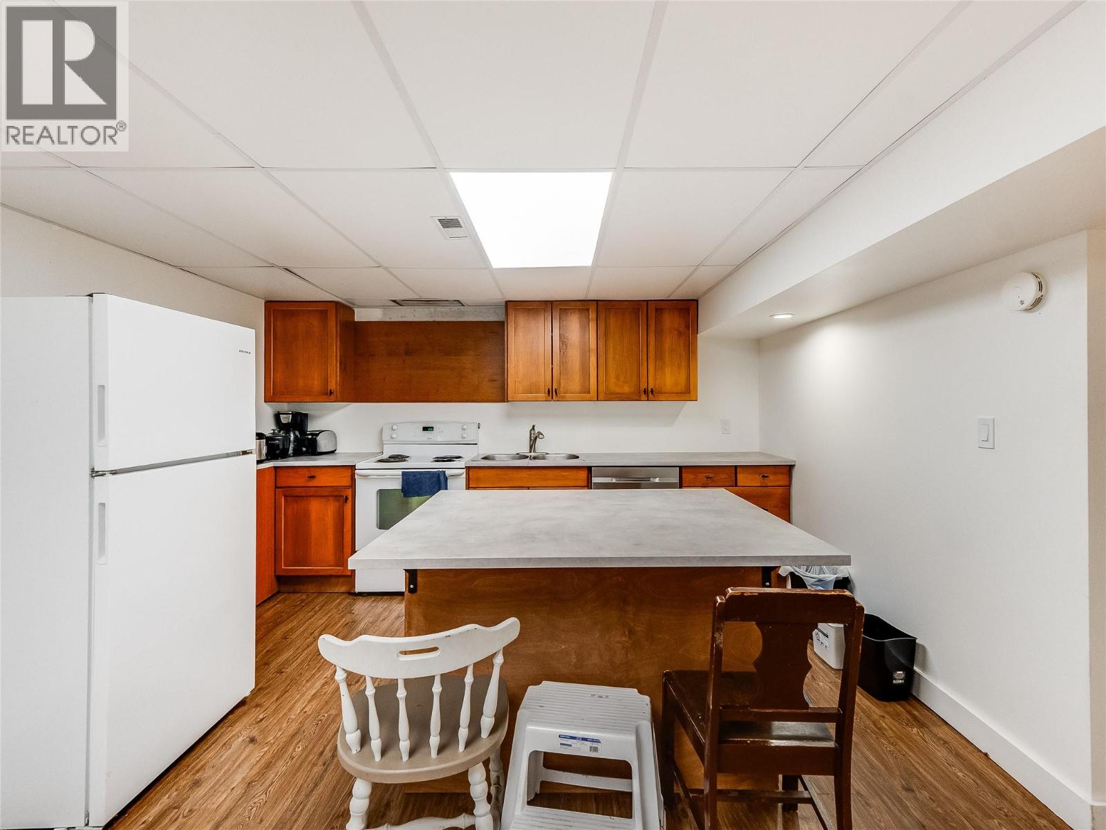 567 7th Avenue, Castlegar, British Columbia  V1N 1M2 - Photo 36 - 10378322