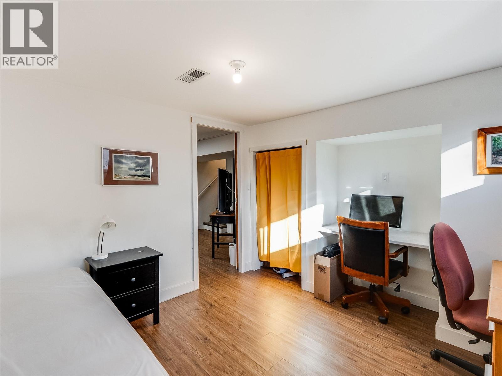 567 7th Avenue, Castlegar, British Columbia  V1N 1M2 - Photo 40 - 10378322