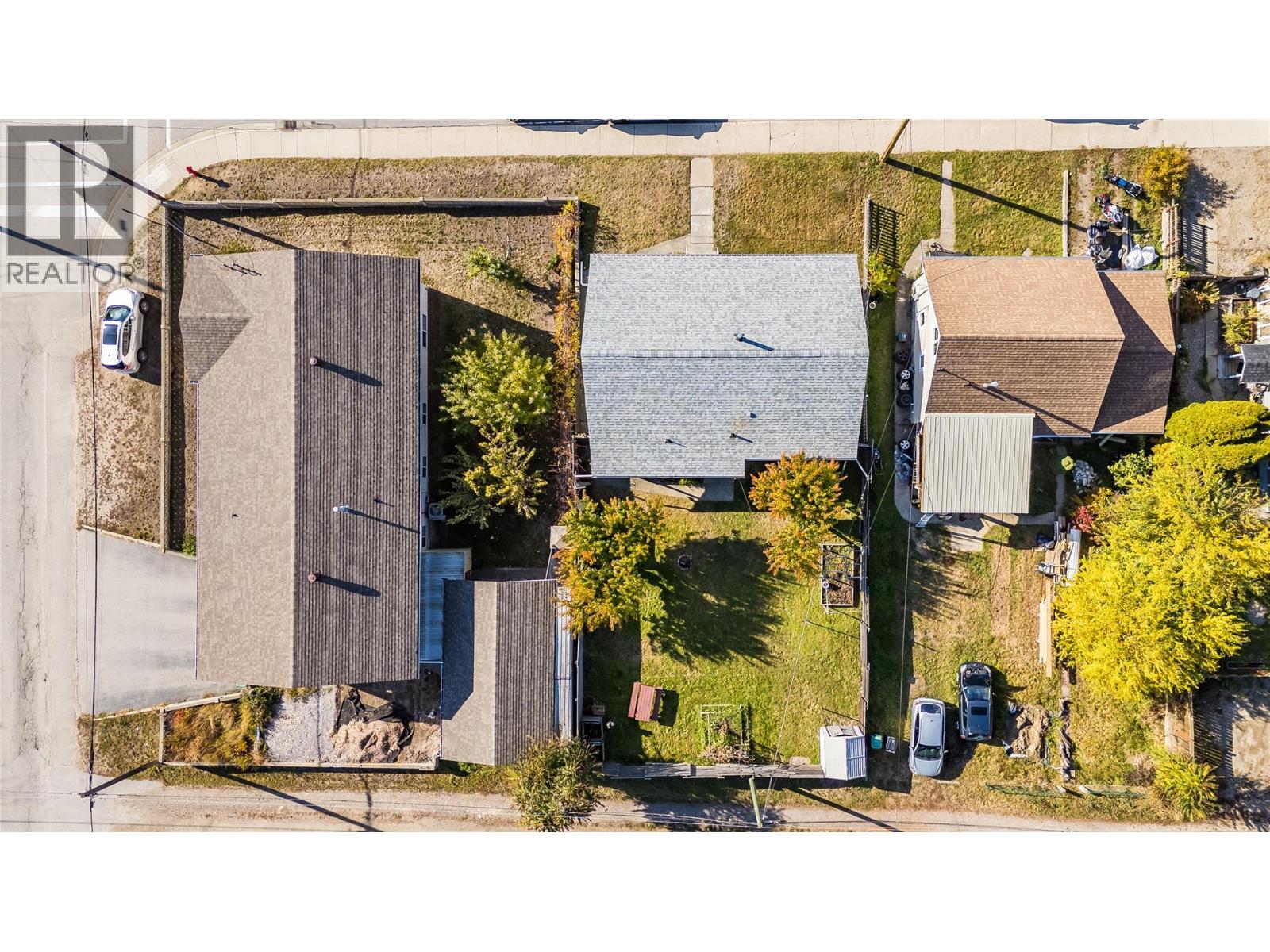 567 7th Avenue, Castlegar, British Columbia  V1N 1M2 - Photo 59 - 10378322