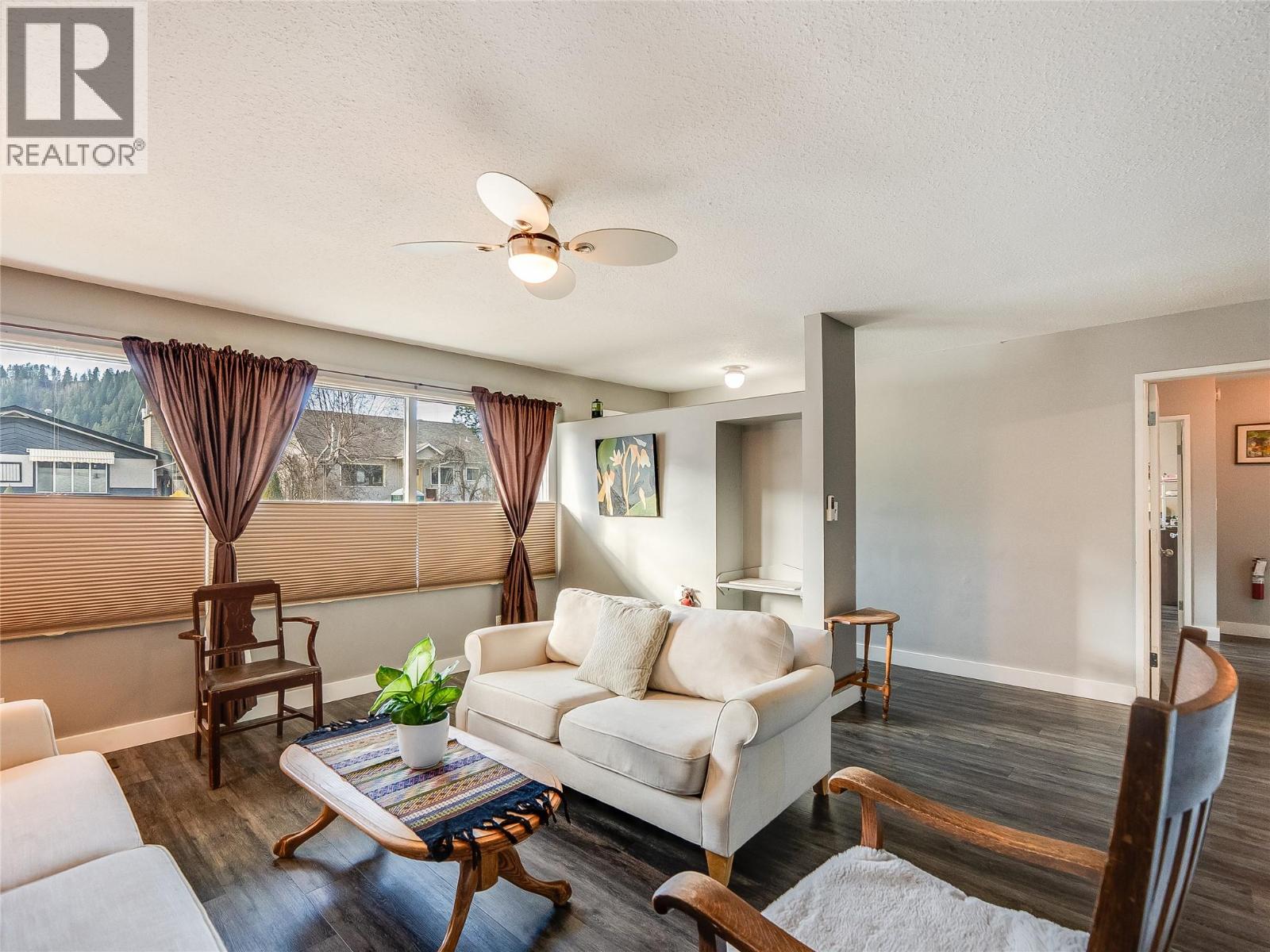 567 7th Avenue, Castlegar, British Columbia  V1N 1M2 - Photo 7 - 10378322