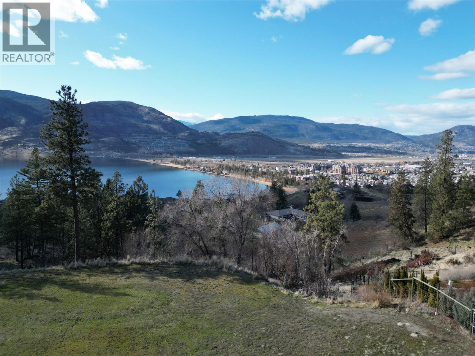 3995 Valleyview Road, Penticton, British Columbia  V2A 8V8 - Photo 1 - 10378160