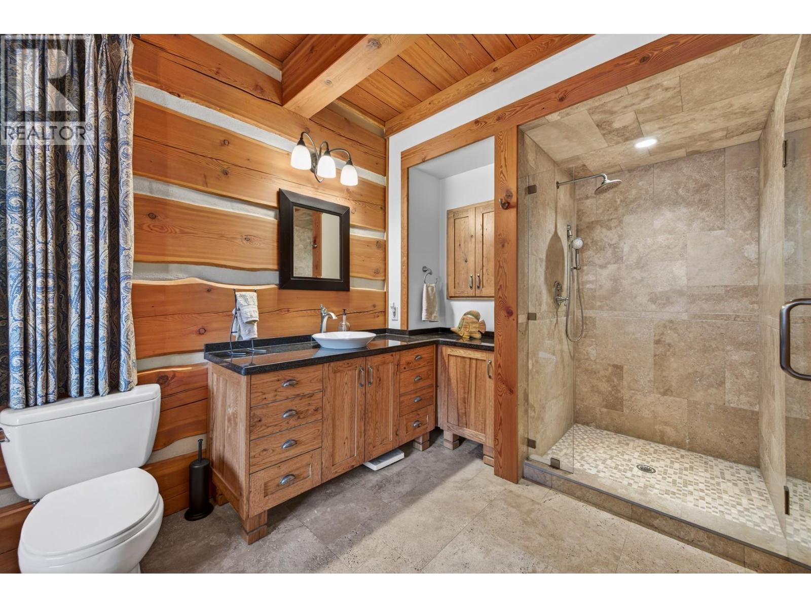 240 Busby Road, Merritt, British Columbia  V1K 1B8 - Photo 24 - 10377691