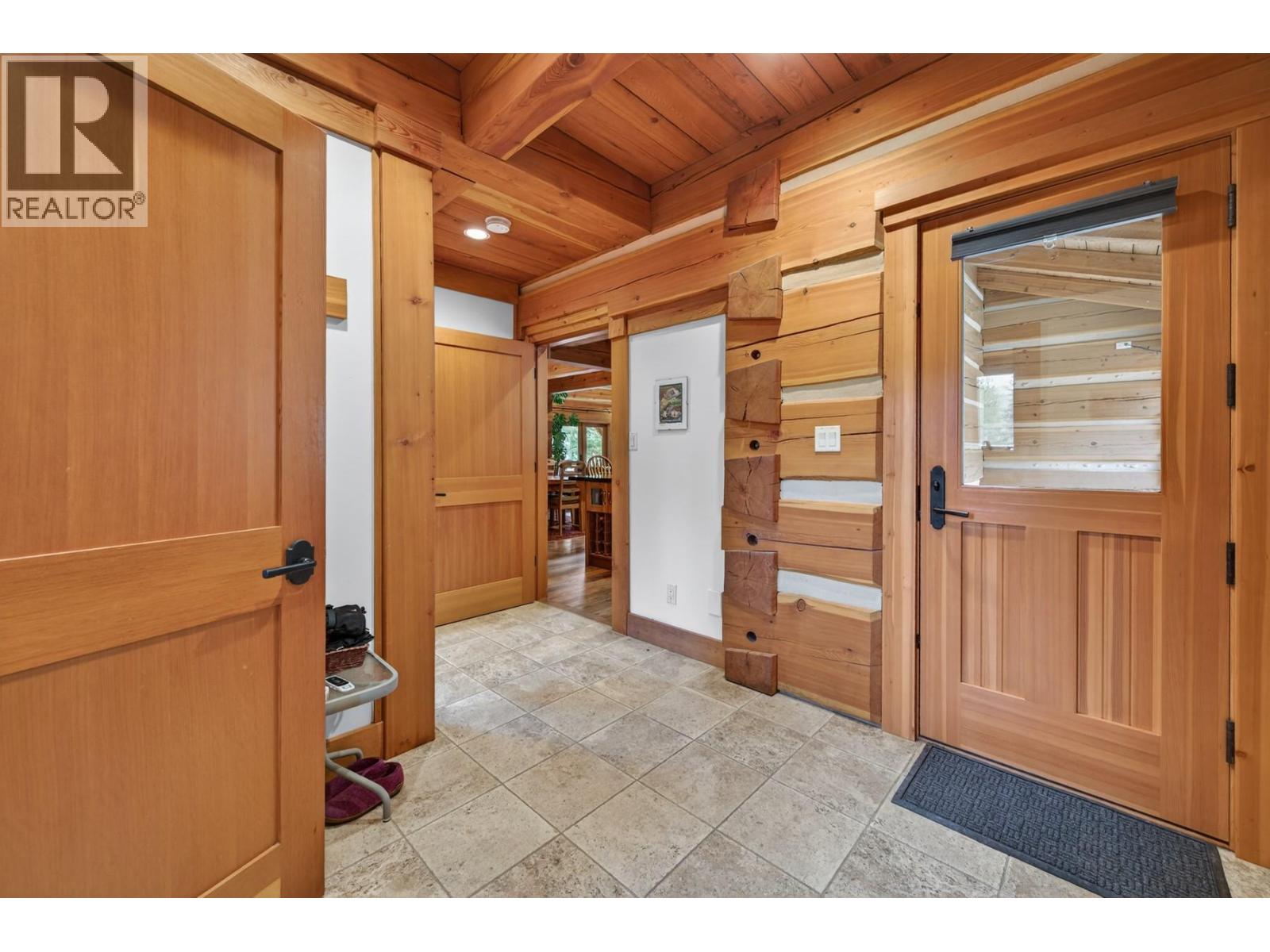 240 Busby Road, Merritt, British Columbia  V1K 1B8 - Photo 30 - 10377691