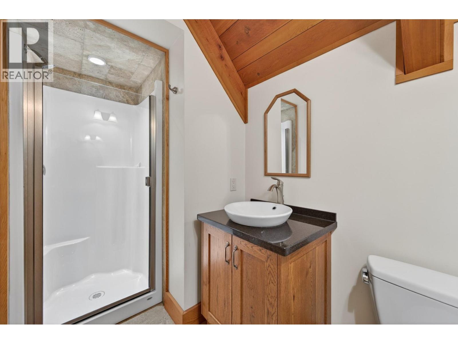 240 Busby Road, Merritt, British Columbia  V1K 1B8 - Photo 37 - 10377691