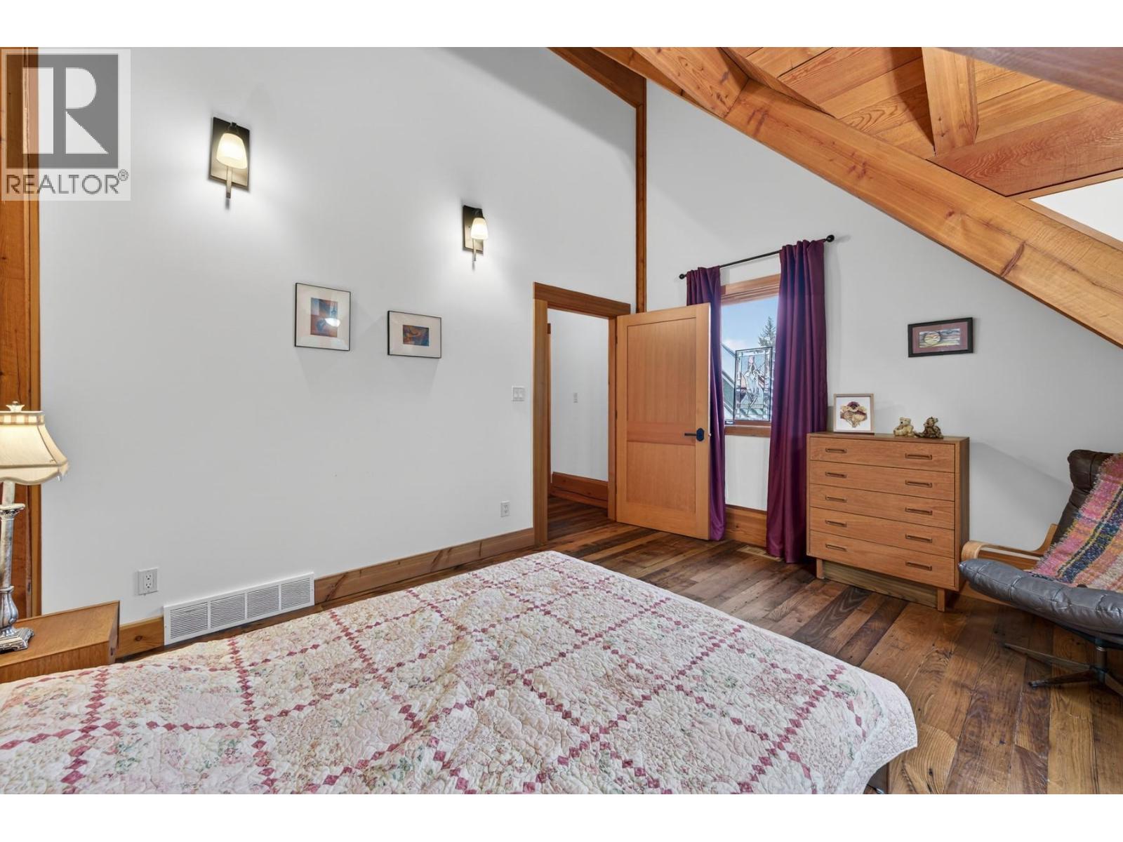 240 Busby Road, Merritt, British Columbia  V1K 1B8 - Photo 39 - 10377691