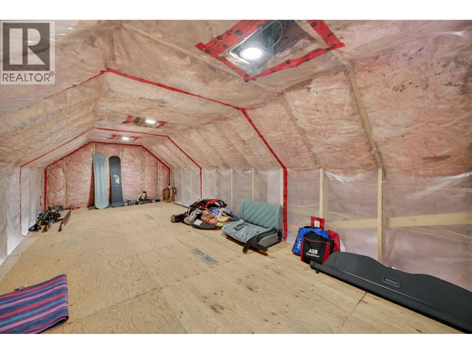 240 Busby Road, Merritt, British Columbia  V1K 1B8 - Photo 81 - 10377691