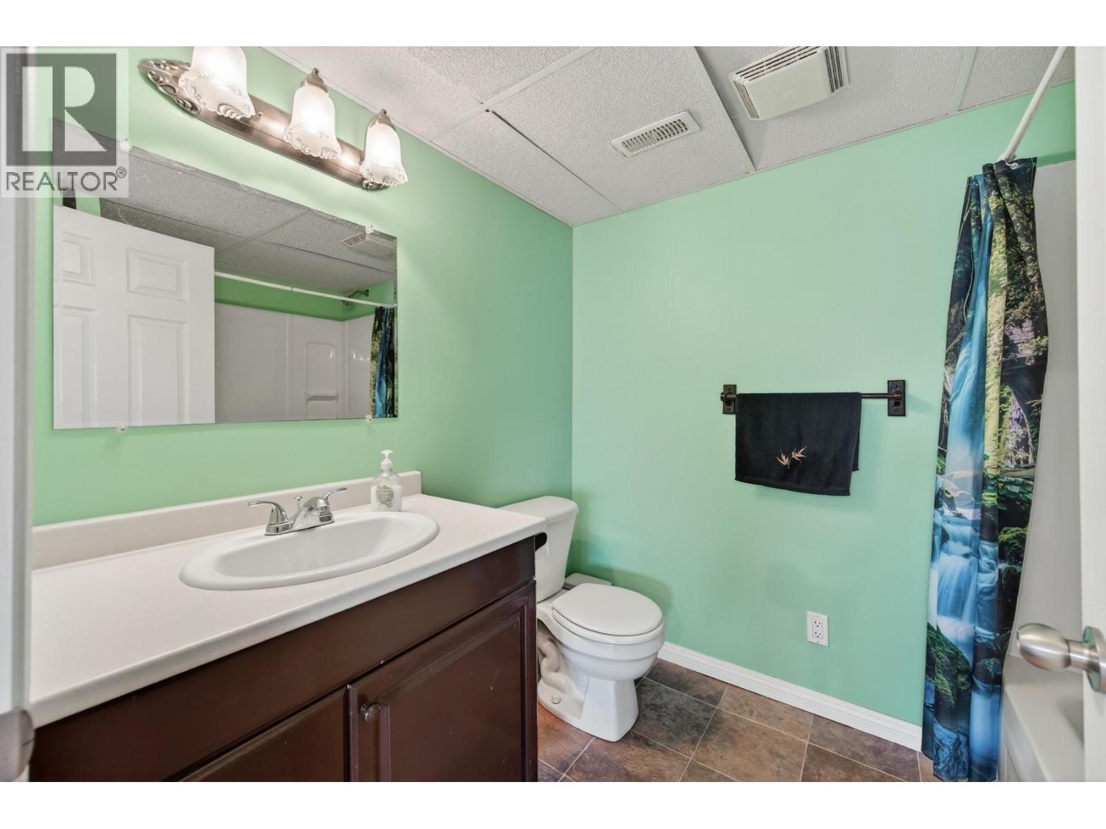 2351 Chapman Street, Merritt, British Columbia  V1K 1B8 - Photo 29 - 10377152