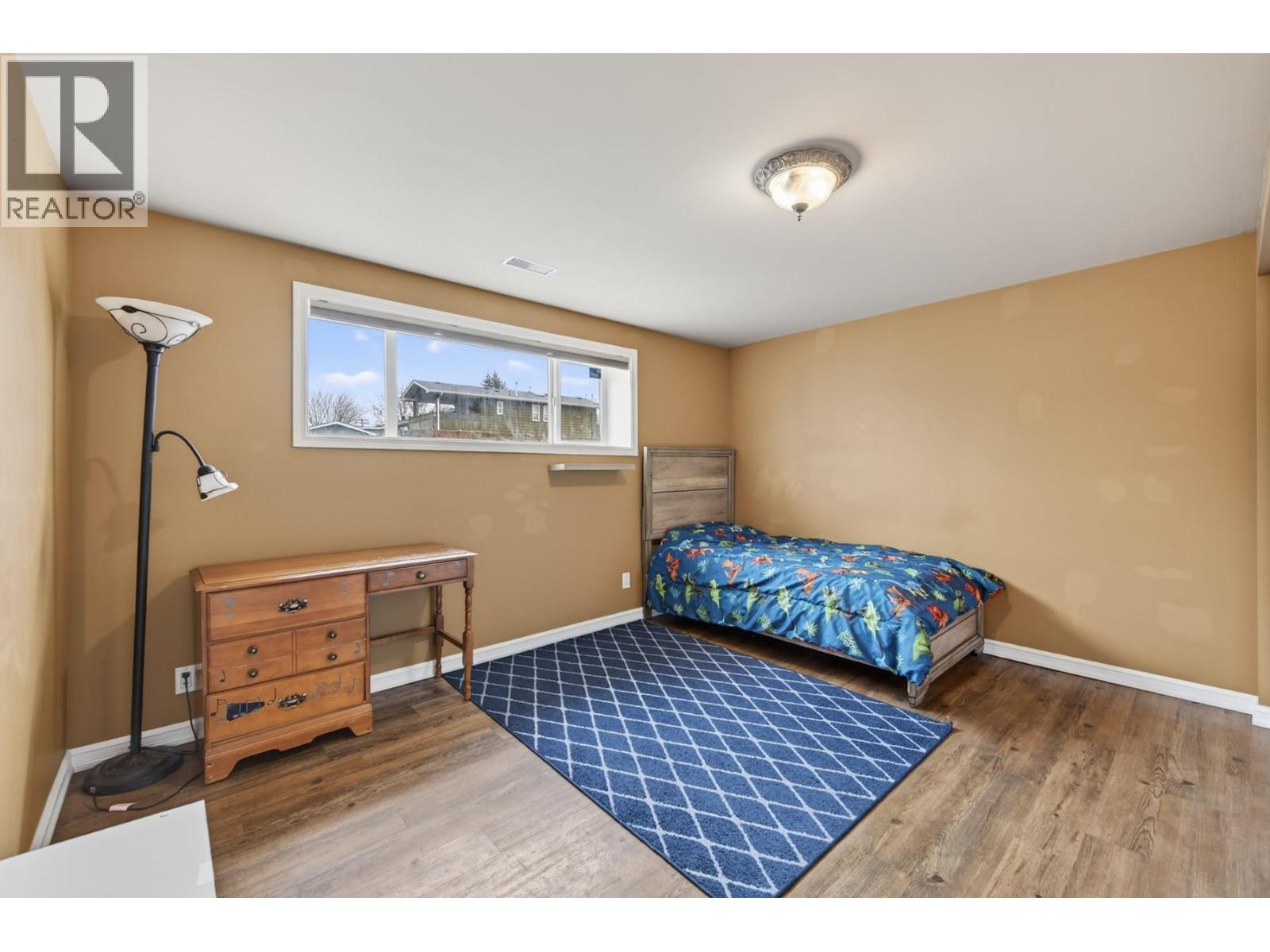 2351 Chapman Street, Merritt, British Columbia  V1K 1B8 - Photo 31 - 10377152