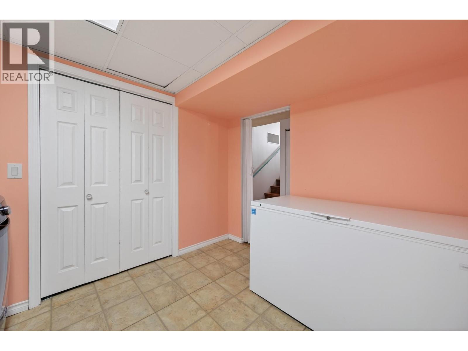 2351 Chapman Street, Merritt, British Columbia  V1K 1B8 - Photo 34 - 10377152