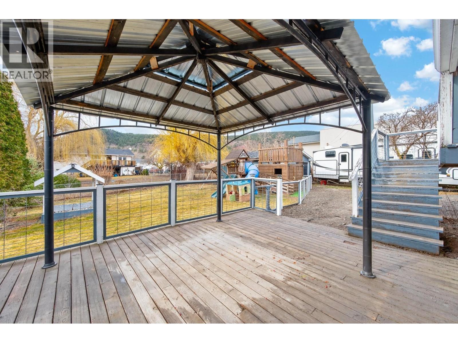 2351 Chapman Street, Merritt, British Columbia  V1K 1B8 - Photo 39 - 10377152