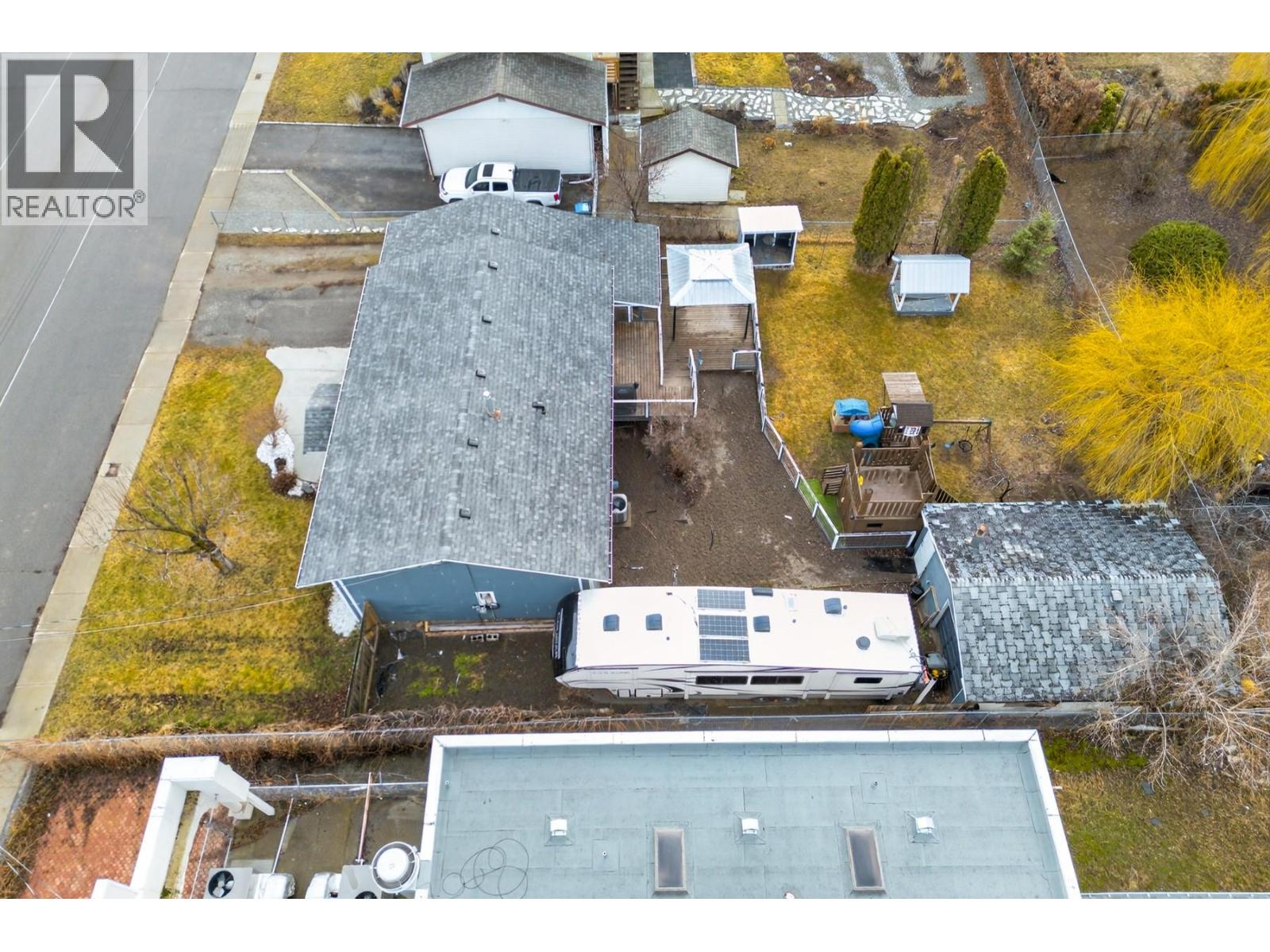 2351 Chapman Street, Merritt, British Columbia  V1K 1B8 - Photo 58 - 10377152