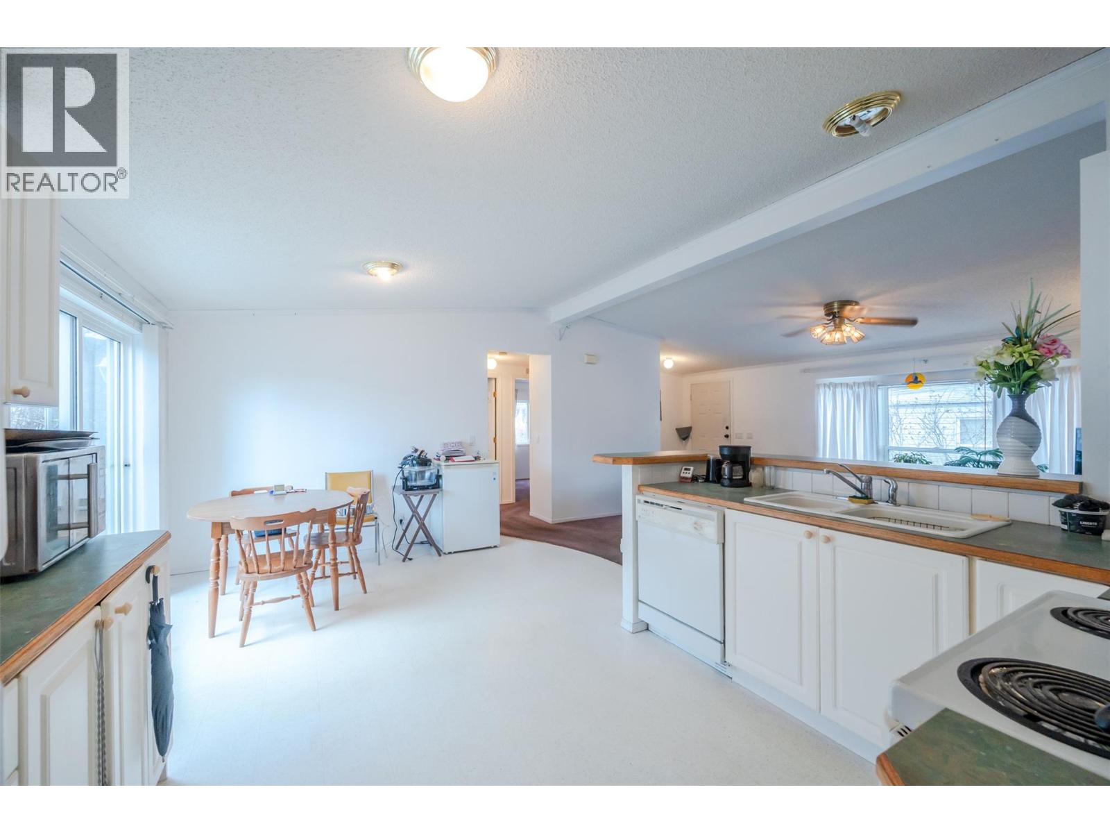 4505 Mclean Creek Road Unit# E12, Okanagan Falls, British Columbia  V0H 1R1 - Photo 8 - 10378437