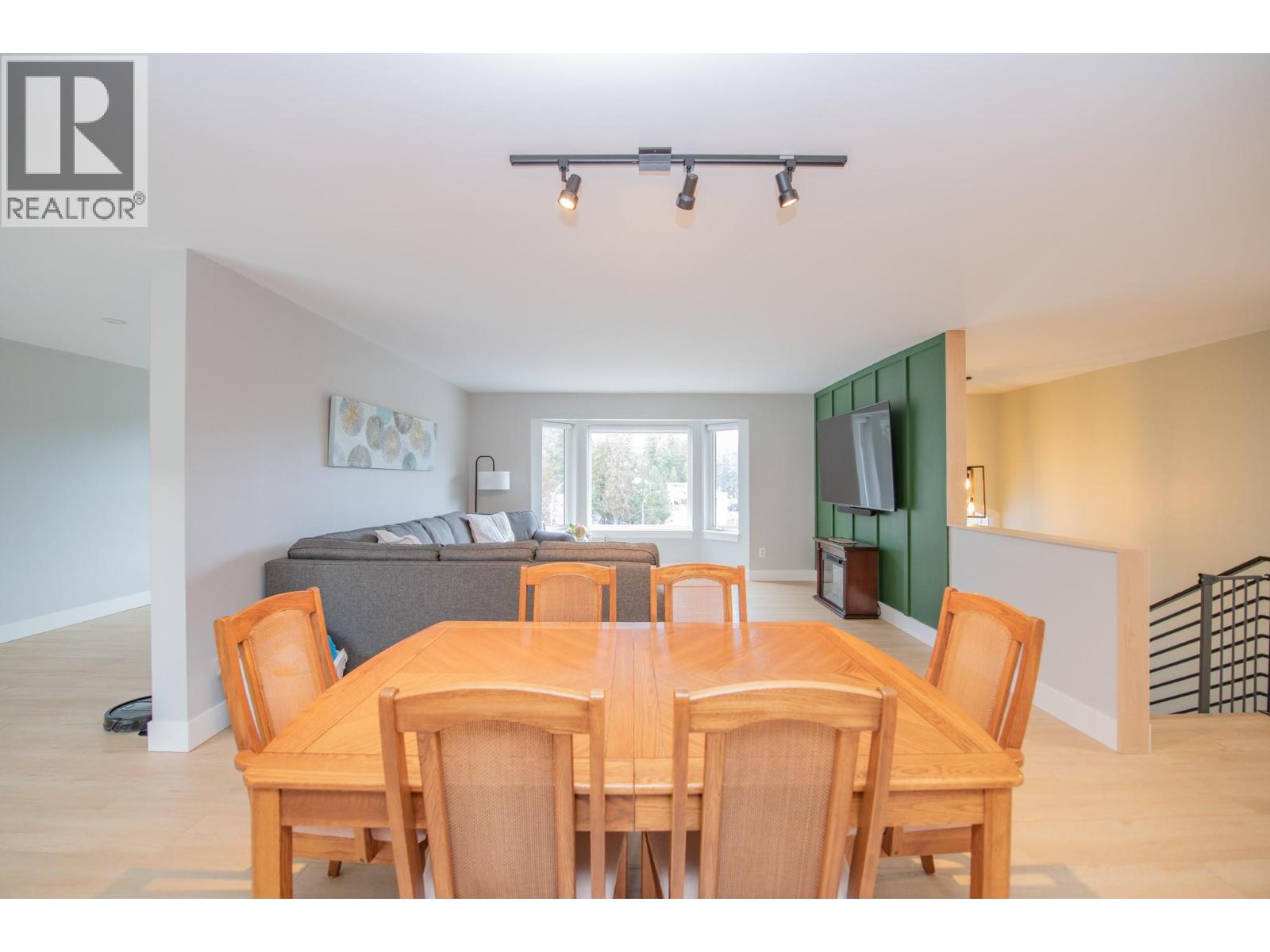 2224 Linea Crescent, Lumby, British Columbia  V0E 2G0 - Photo 10 - 10377714