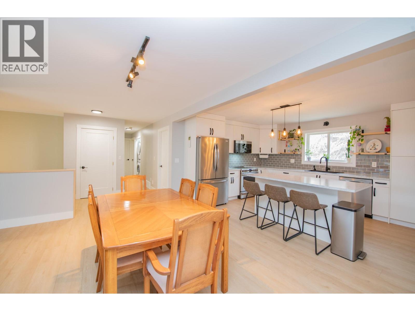 2224 Linea Crescent, Lumby, British Columbia  V0E 2G0 - Photo 11 - 10377714