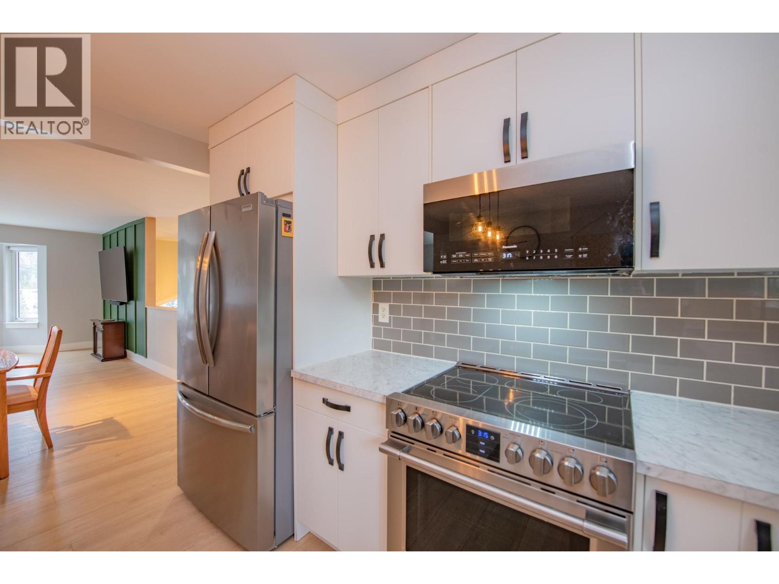 2224 Linea Crescent, Lumby, British Columbia  V0E 2G0 - Photo 24 - 10377714