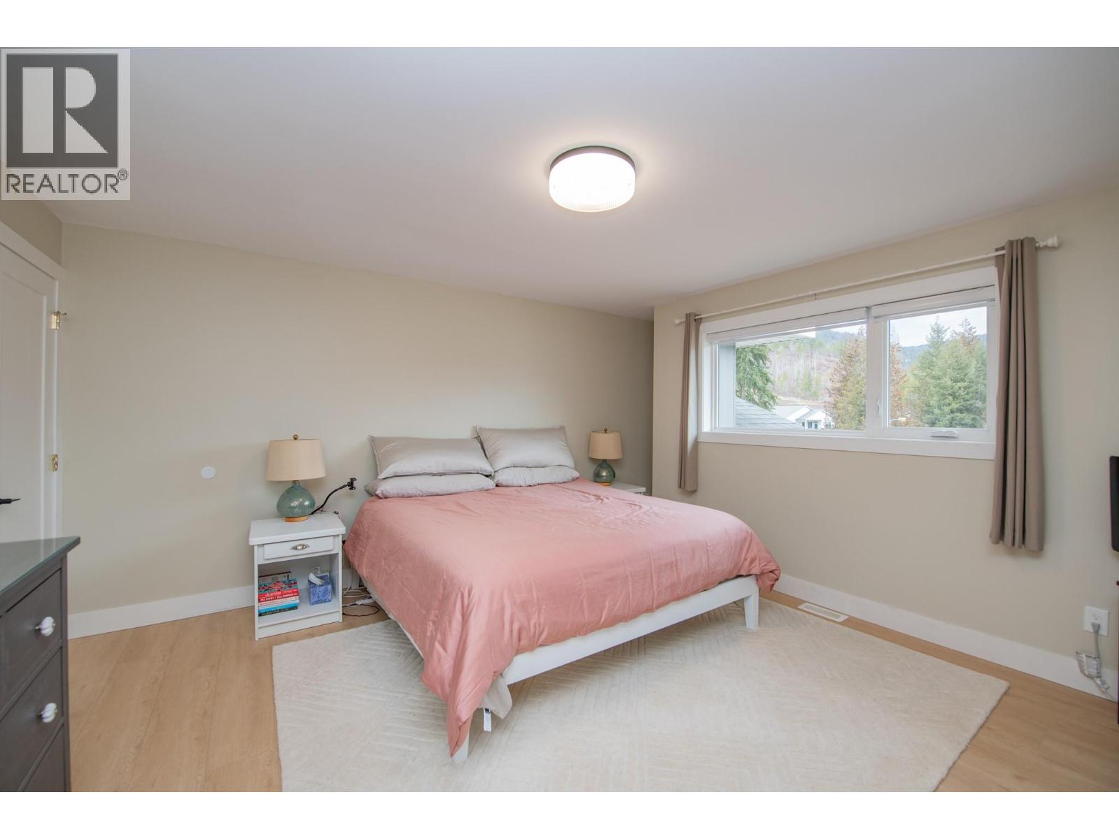 2224 Linea Crescent, Lumby, British Columbia  V0E 2G0 - Photo 30 - 10377714