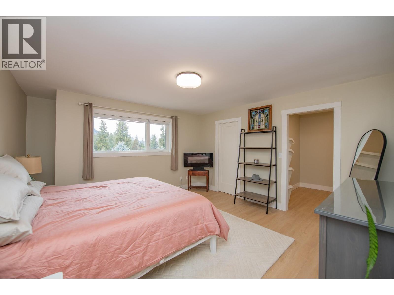 2224 Linea Crescent, Lumby, British Columbia  V0E 2G0 - Photo 31 - 10377714