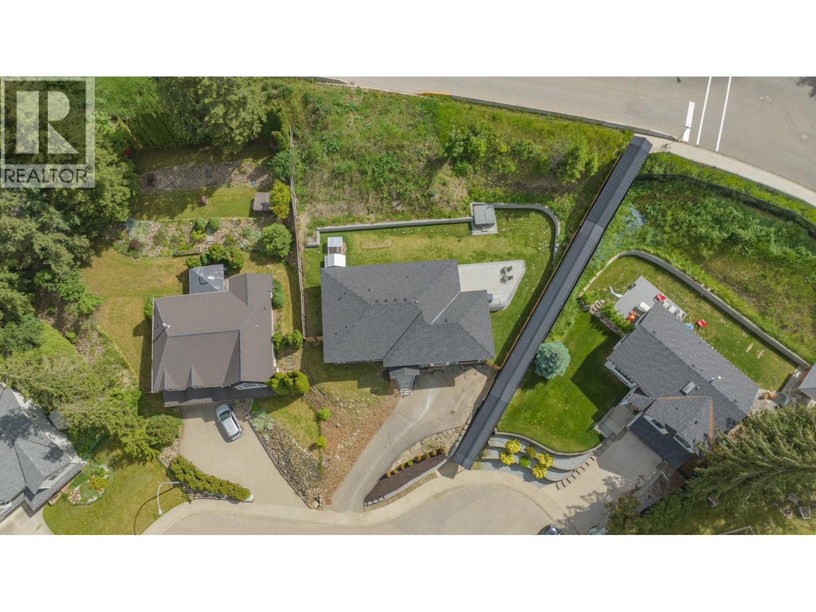 2224 Linea Crescent, Lumby, British Columbia  V0E 2G0 - Photo 73 - 10377714