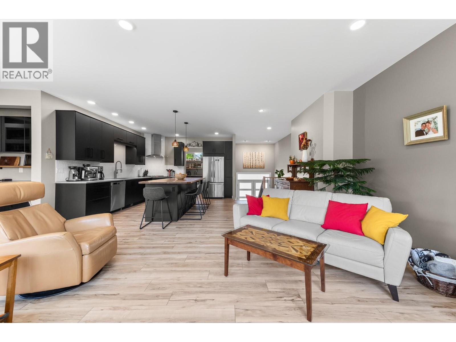 617 2nd Avenue, Keremeos, British Columbia  V0X 1N2 - Photo 12 - 10377576