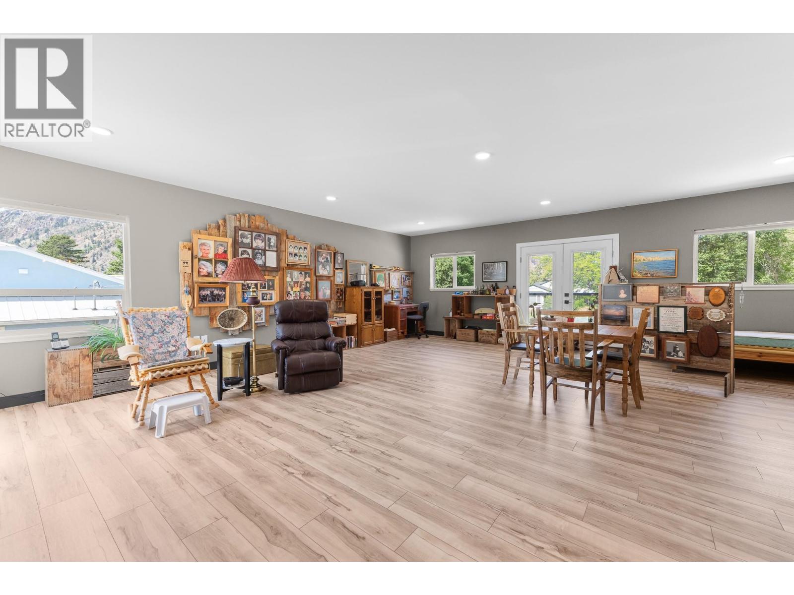 617 2nd Avenue, Keremeos, British Columbia  V0X 1N2 - Photo 33 - 10377576