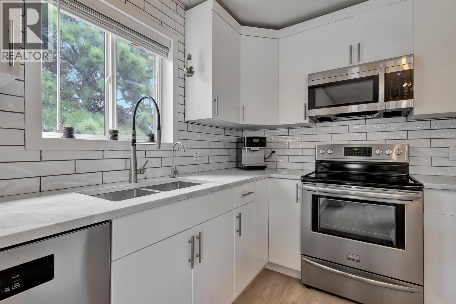 2210 Louie Drive Unit# 6, Westbank, British Columbia  V4T 2L7 - Photo 4 - 10377445