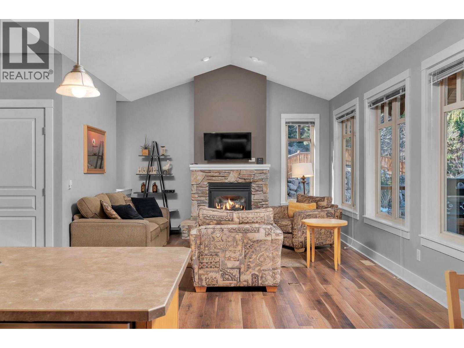 251 Predator Ridge Drive Unit# 14, Vernon, British Columbia  V1H 1V2 - Photo 21 - 10378441