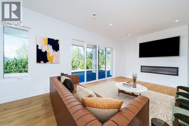 4451 Hayes Road, Kelowna, British Columbia  V1W 5A7 - Photo 54 - 10378298