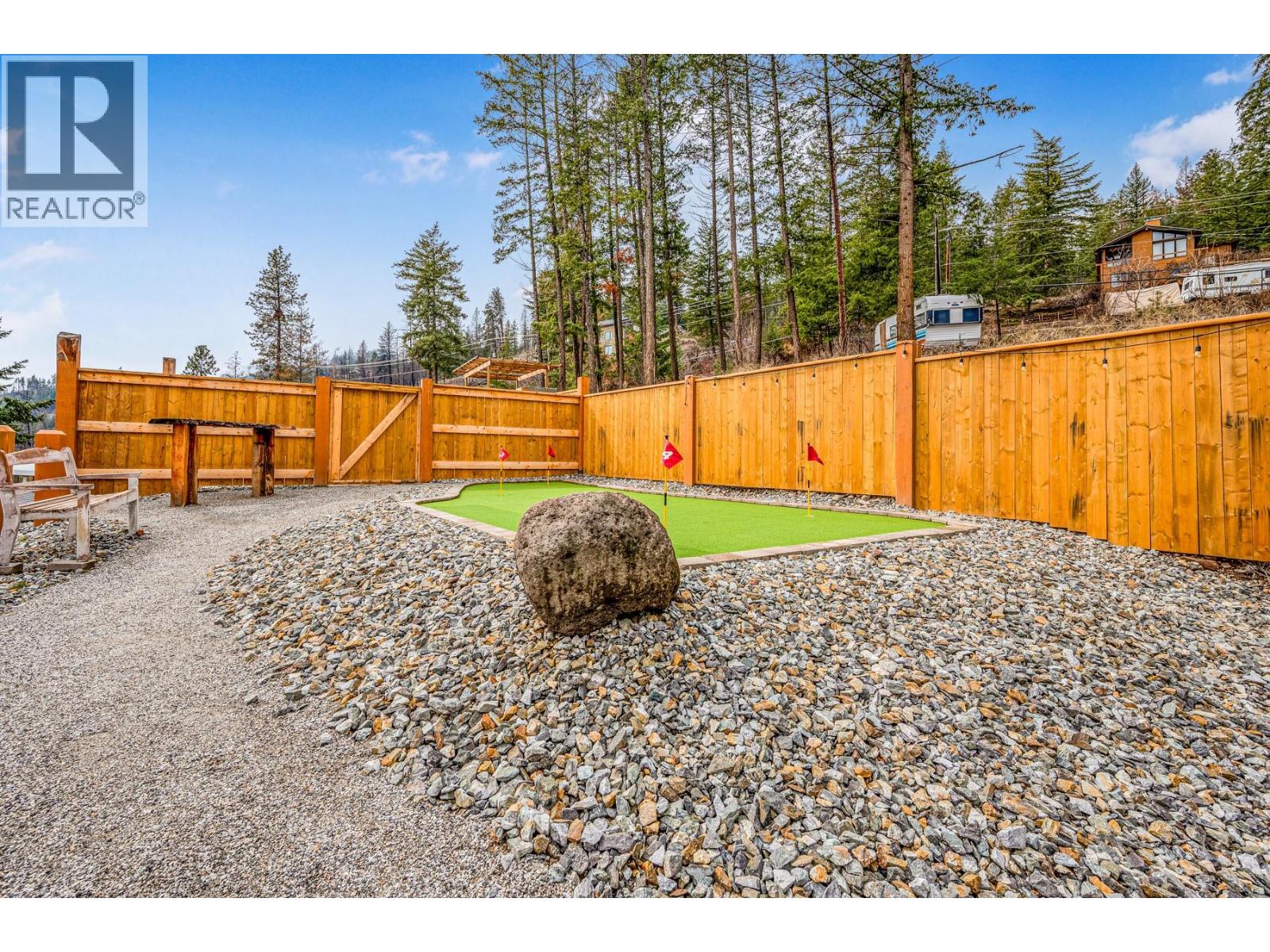 494 Killarney Way, Vernon, British Columbia  V1H 2C6 - Photo 28 - 10377781