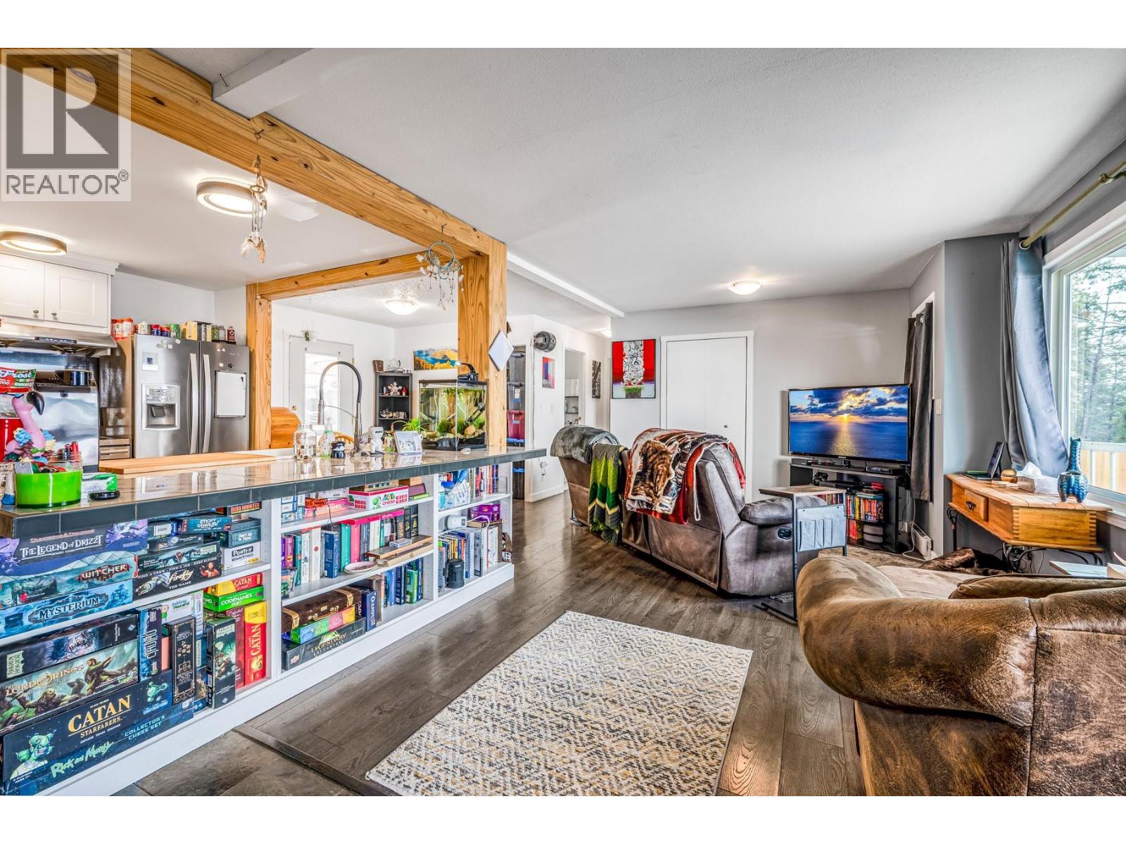 494 Killarney Way, Vernon, British Columbia  V1H 2C6 - Photo 3 - 10377781