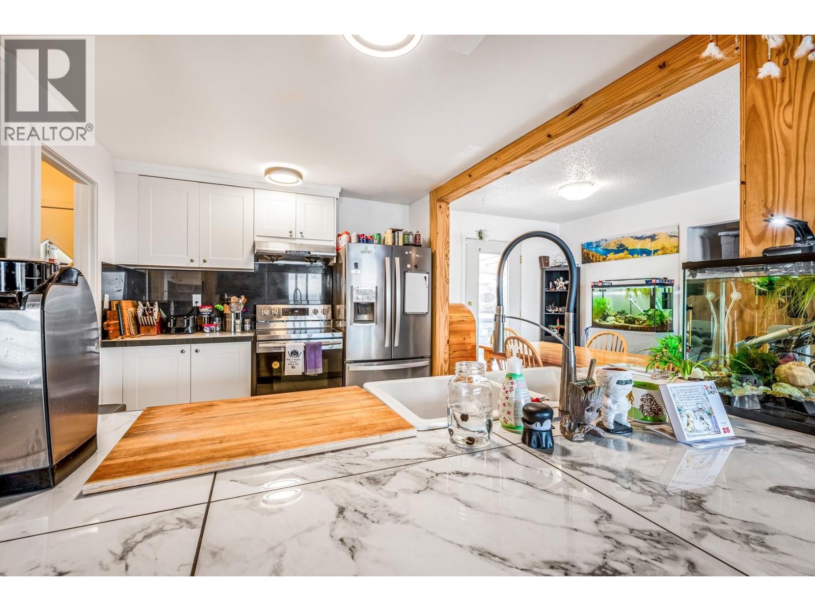 494 Killarney Way, Vernon, British Columbia  V1H 2C6 - Photo 6 - 10377781