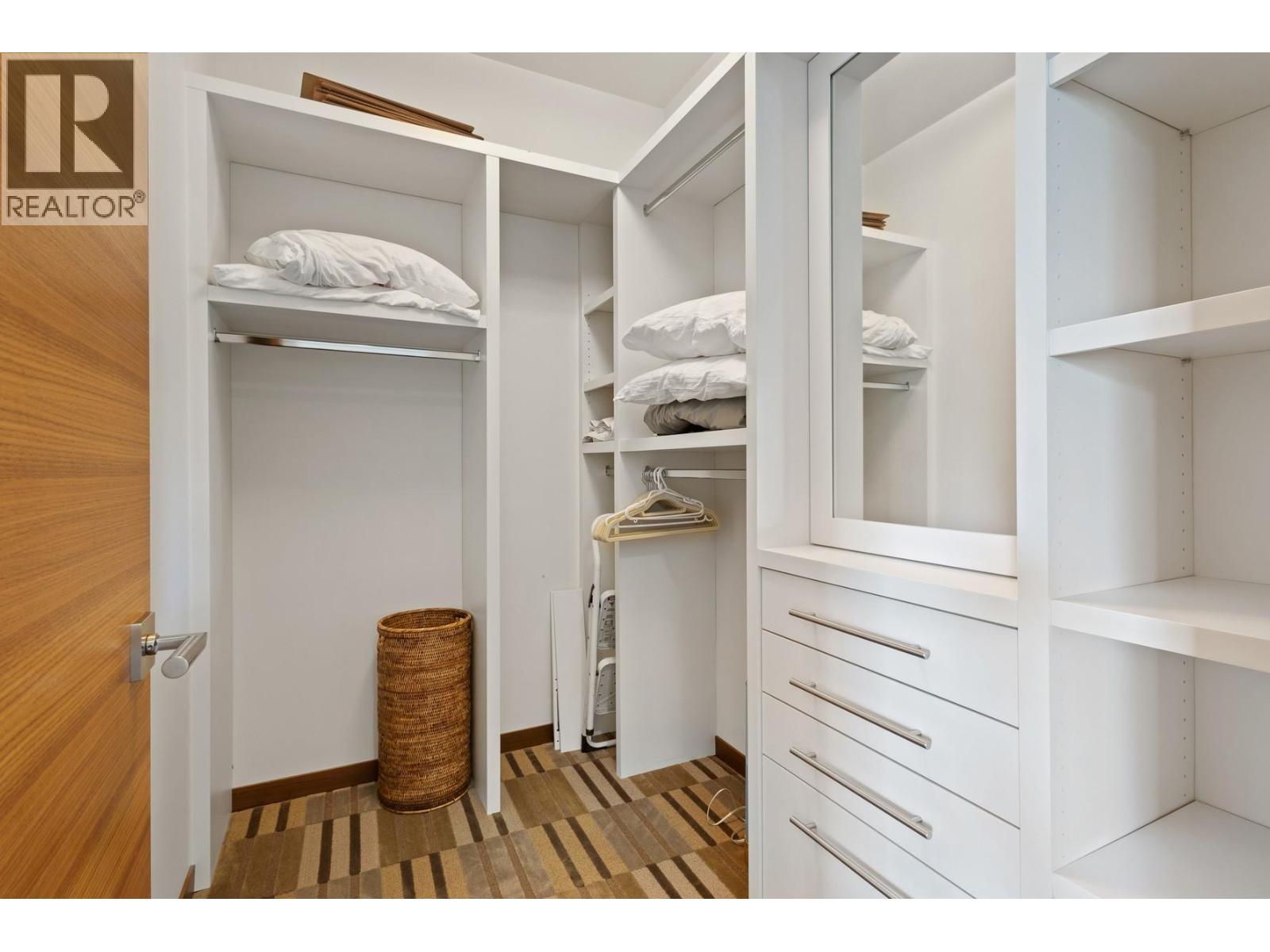 4896 Lakeshore Road, Kelowna, British Columbia  V1W 4H7 - Photo 49 - 10377596