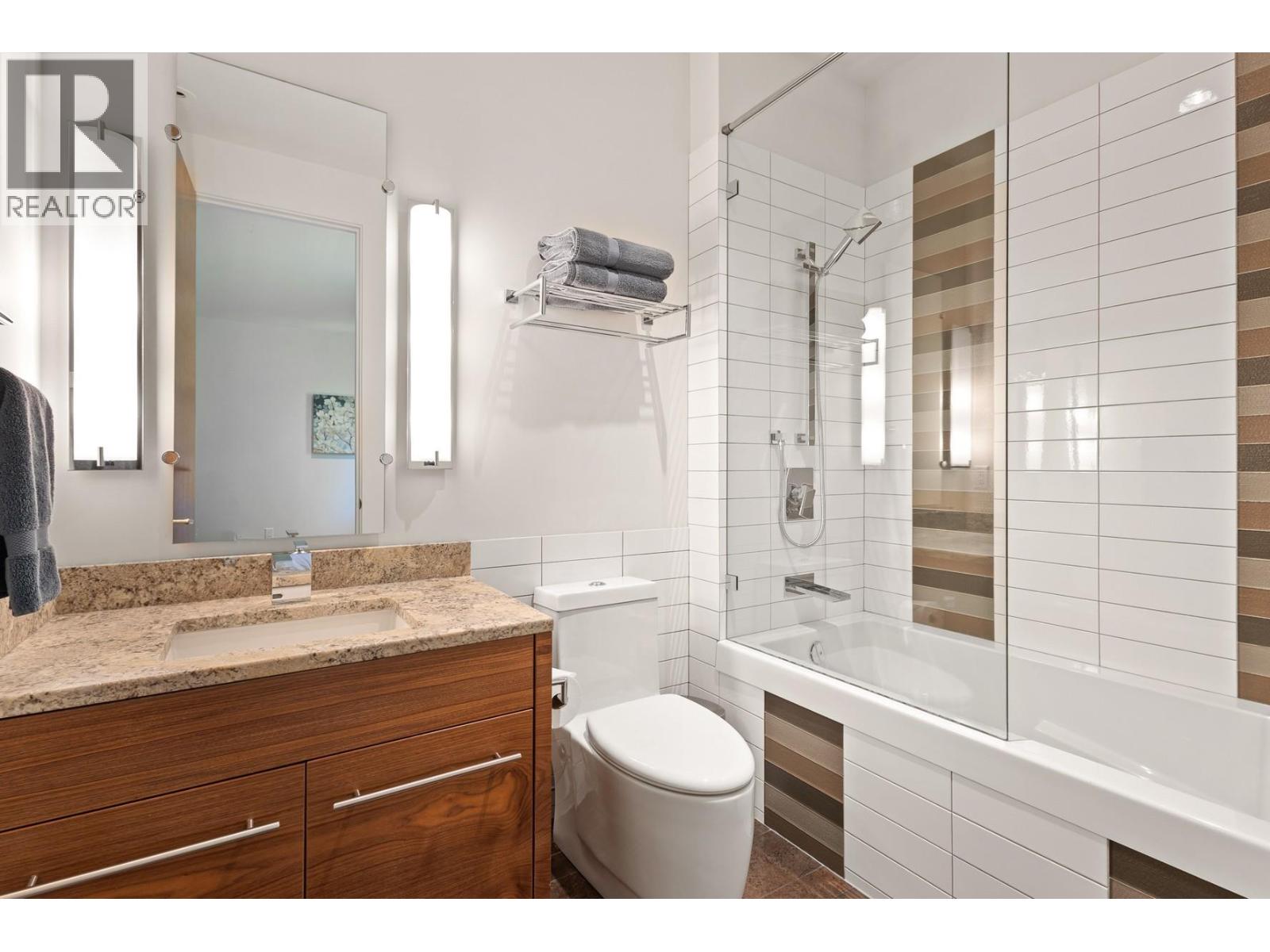 4896 Lakeshore Road, Kelowna, British Columbia  V1W 4H7 - Photo 51 - 10377596