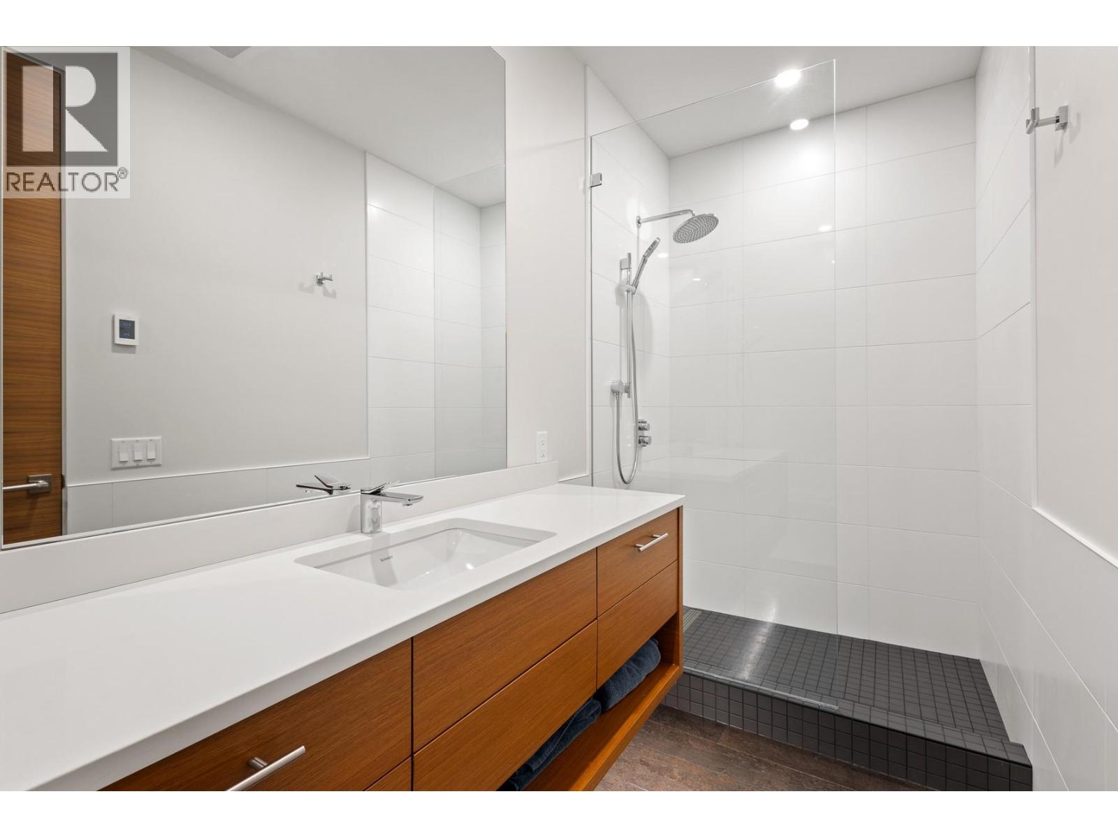 4896 Lakeshore Road, Kelowna, British Columbia  V1W 4H7 - Photo 73 - 10377596