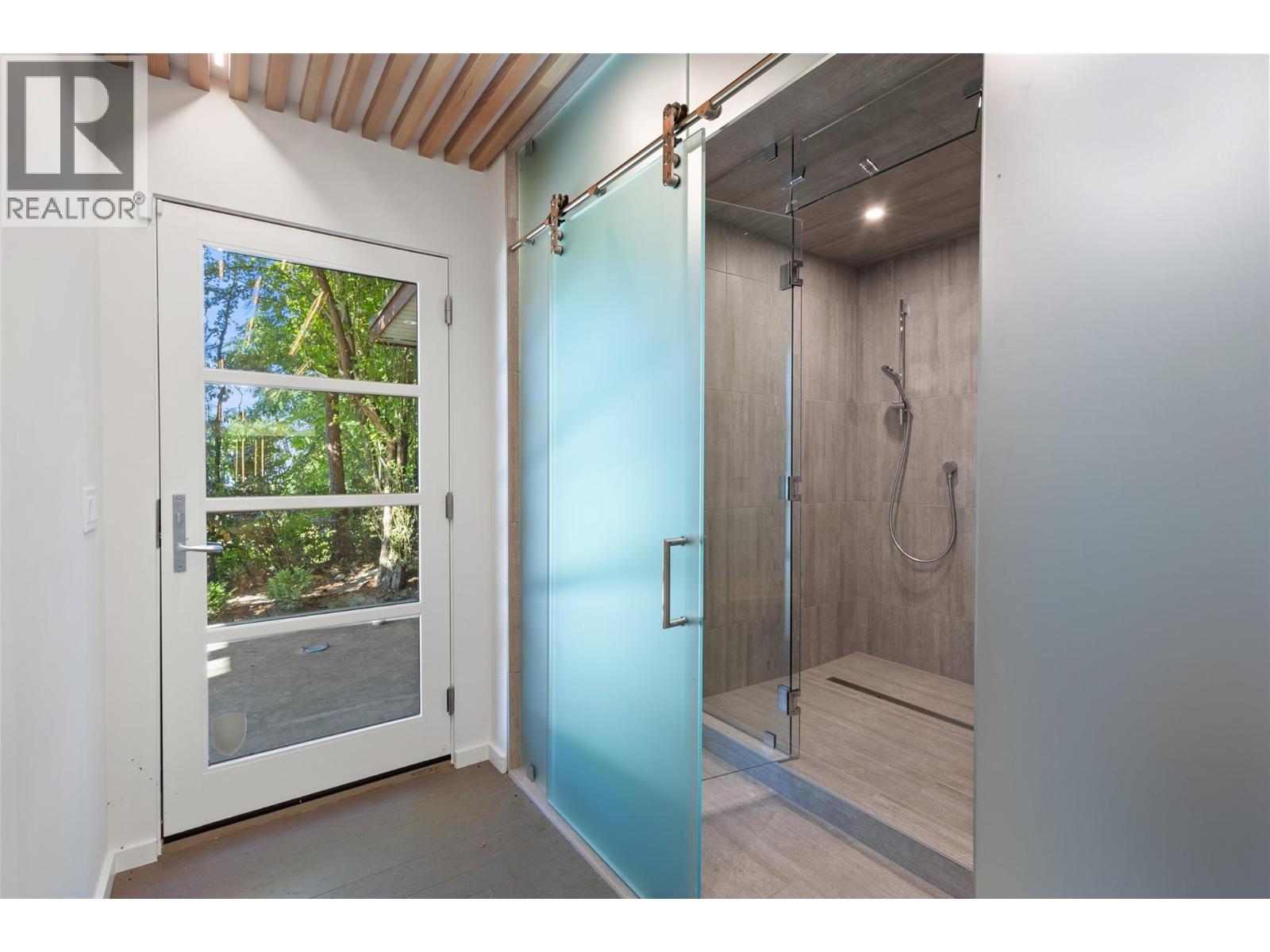 4896 Lakeshore Road, Kelowna, British Columbia  V1W 4H7 - Photo 85 - 10377596