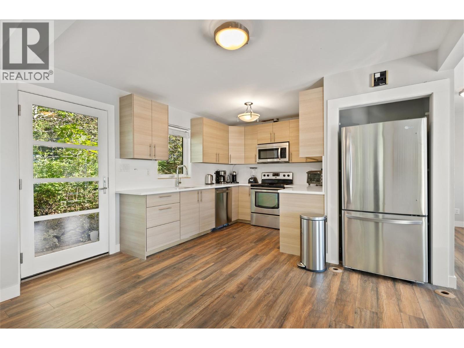 4896 Lakeshore Road, Kelowna, British Columbia  V1W 4H7 - Photo 87 - 10377596