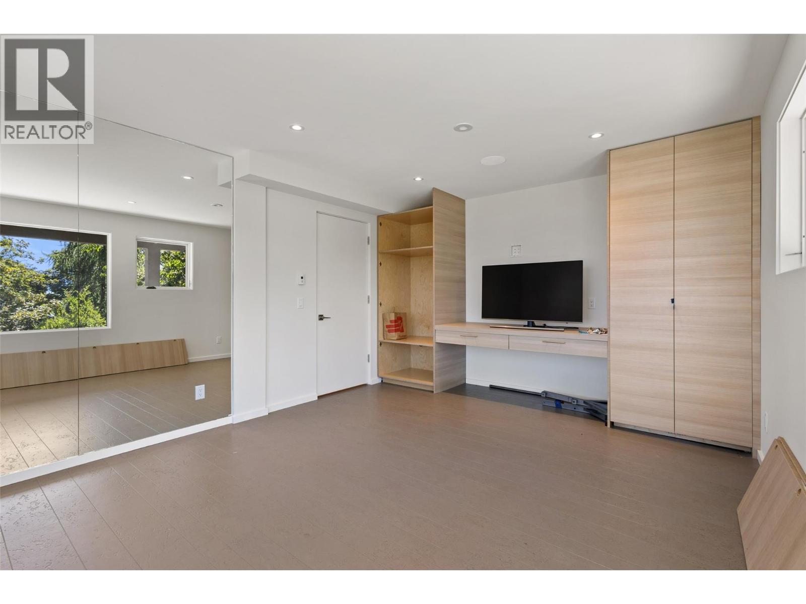 4896 Lakeshore Road, Kelowna, British Columbia  V1W 4H7 - Photo 91 - 10377596