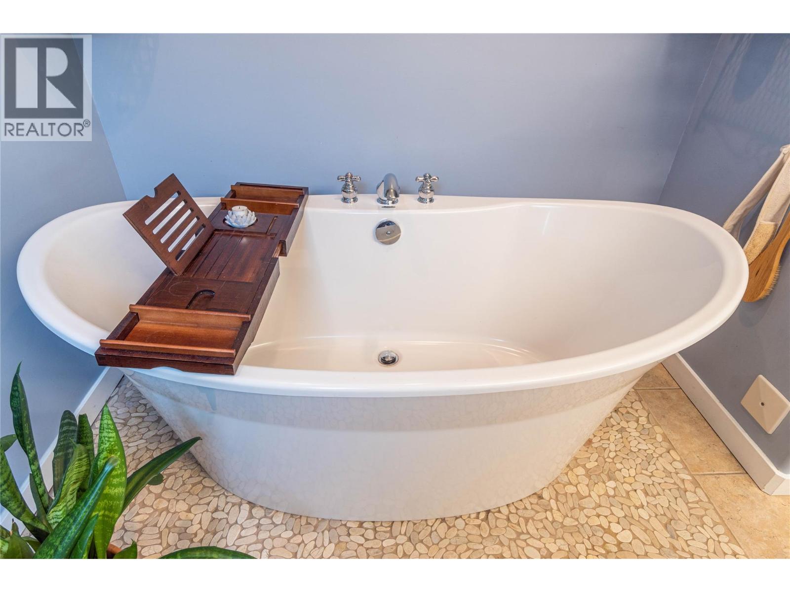 1912 Saskatoon Place, Kamloops, British Columbia  V2E 2T1 - Photo 21 - 10378009