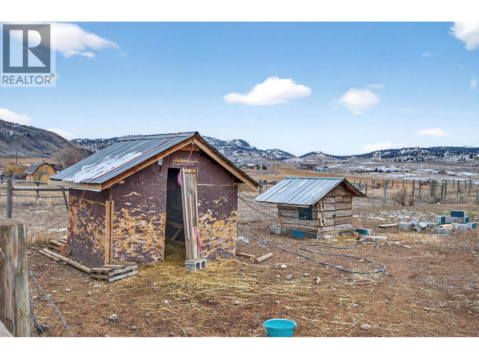 5880 Gardi Road, Kamloops, British Columbia  V1S 2A1 - Photo 18 - 10377181