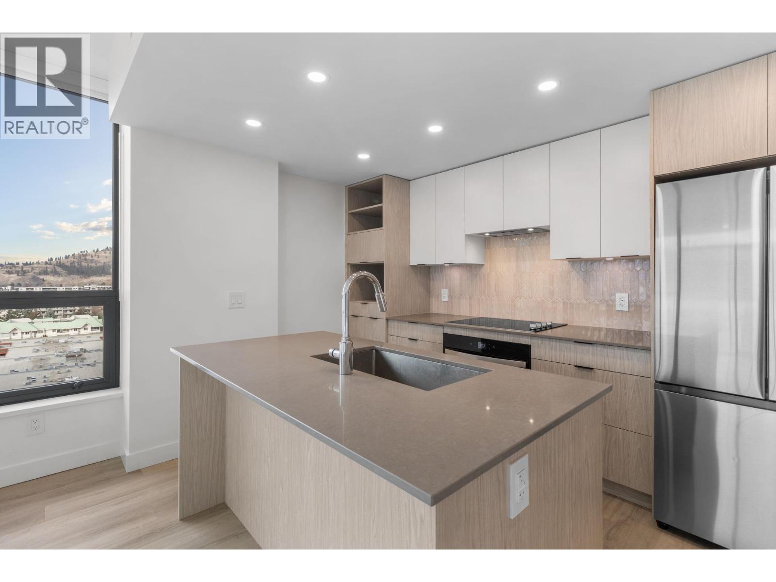 1488 Bertram Street Unit# 1010, Kelowna, British Columbia  V1Y 0M6 - Photo 5 - 10378470