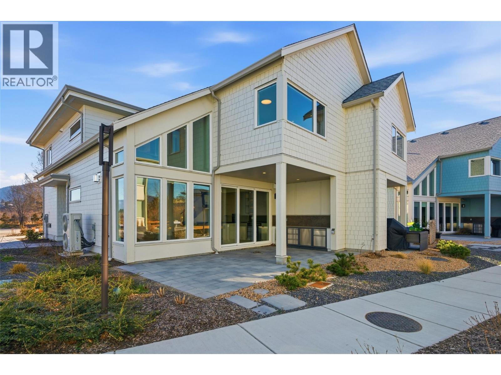 3170 Landry Crescent, Summerland, British Columbia  V0H 1Z9 - Photo 5 - 10378489