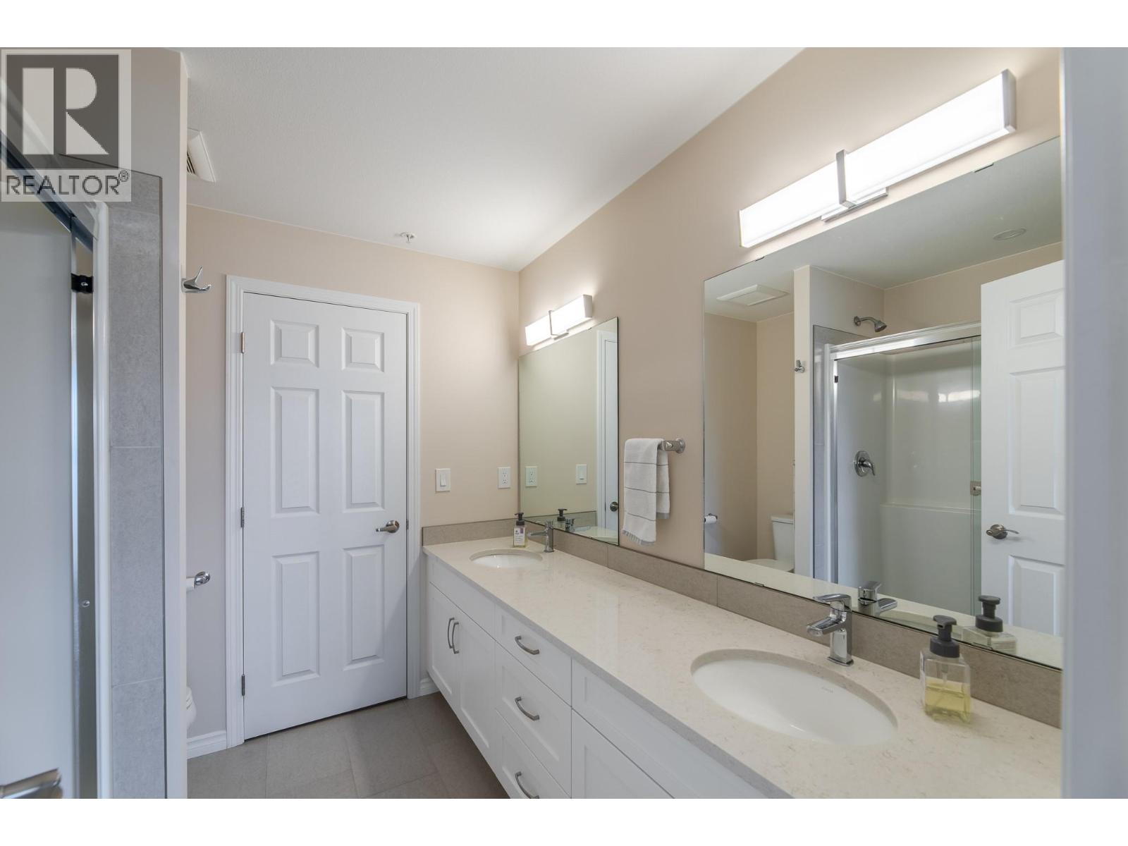 3346 Skaha Lake Road Unit# 1003, Penticton, British Columbia  V2A 6G4 - Photo 26 - 10377953