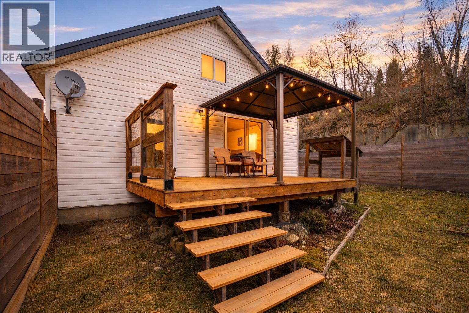 1705 Perrier Road, Nelson, British Columbia  V1L 6Y8 - Photo 1 - 10378482