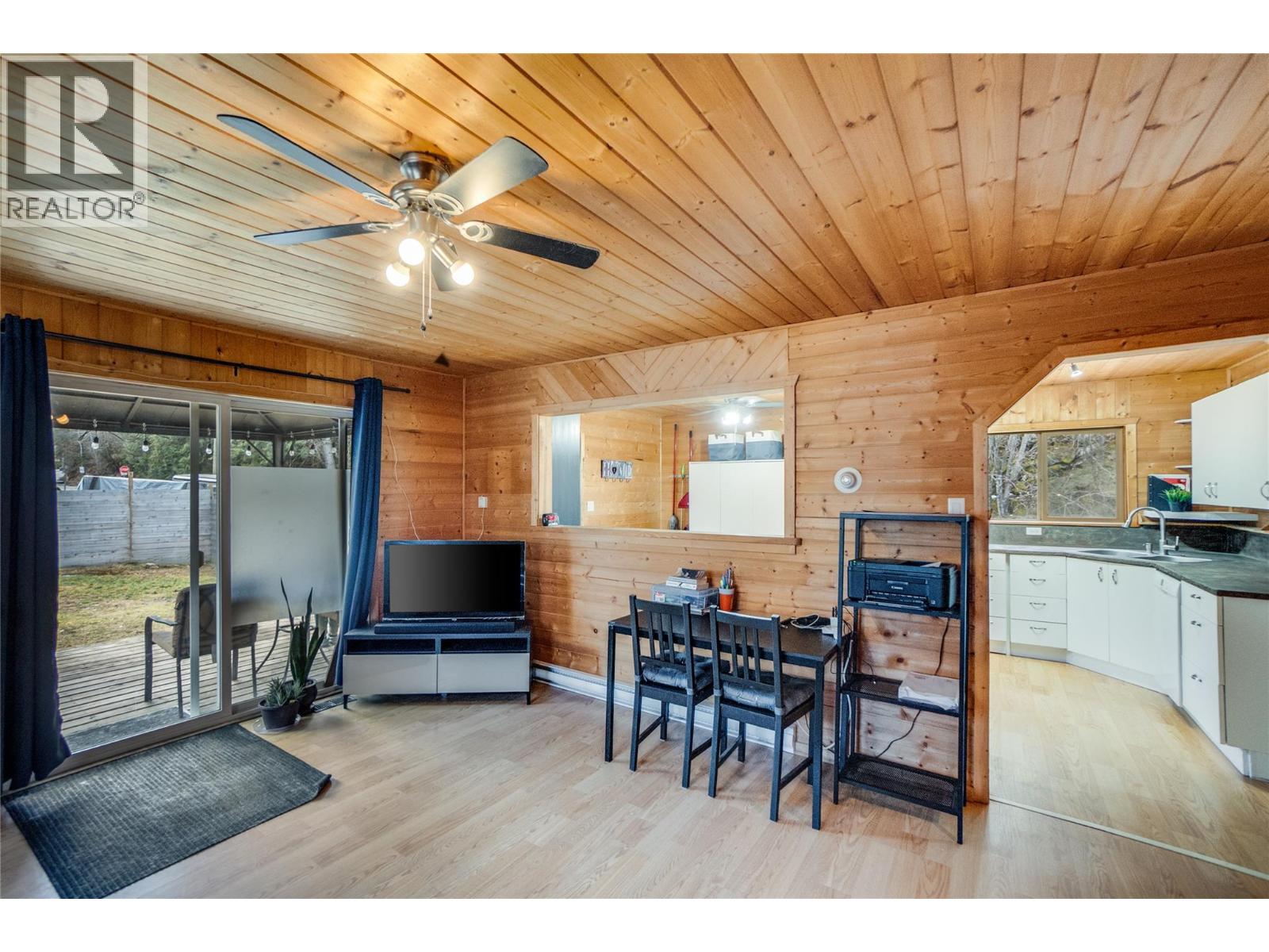 1705 Perrier Road, Nelson, British Columbia  V1L 6Y8 - Photo 10 - 10378482