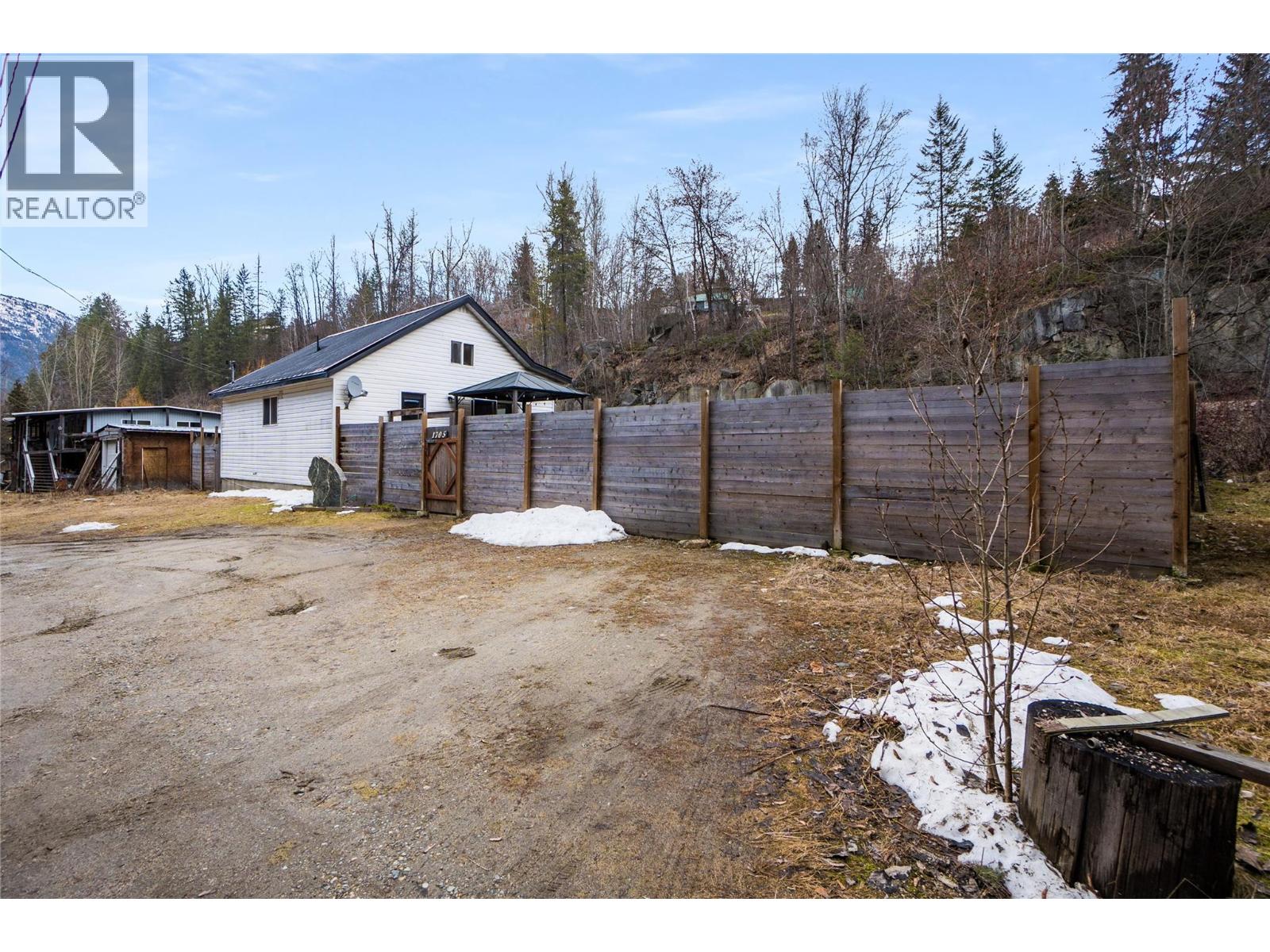 1705 Perrier Road, Nelson, British Columbia  V1L 6Y8 - Photo 29 - 10378482